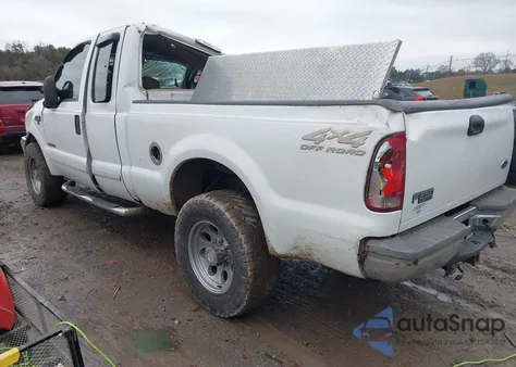 2001 Ford F-250 Lariat/Xl/Xlt z USA, uszkodzony, nr VIN 1FTNX21F61ED37101